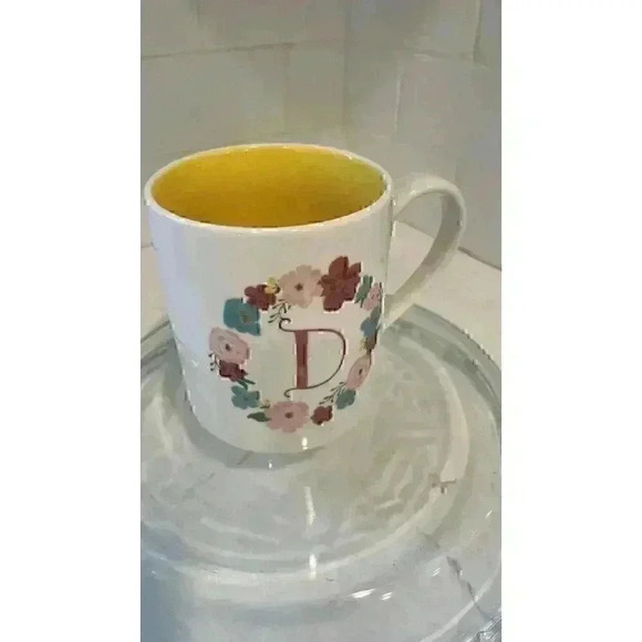 TAZA MONOGRAM INITIAL D Mug, 4 1/8", Pink Floral, Yellow Interior, Pre-Owned - Picture 4 of 6